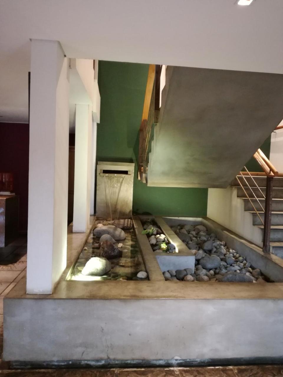 Hosteria Aca Al Sur Villa La Angostura Zewnętrze zdjęcie