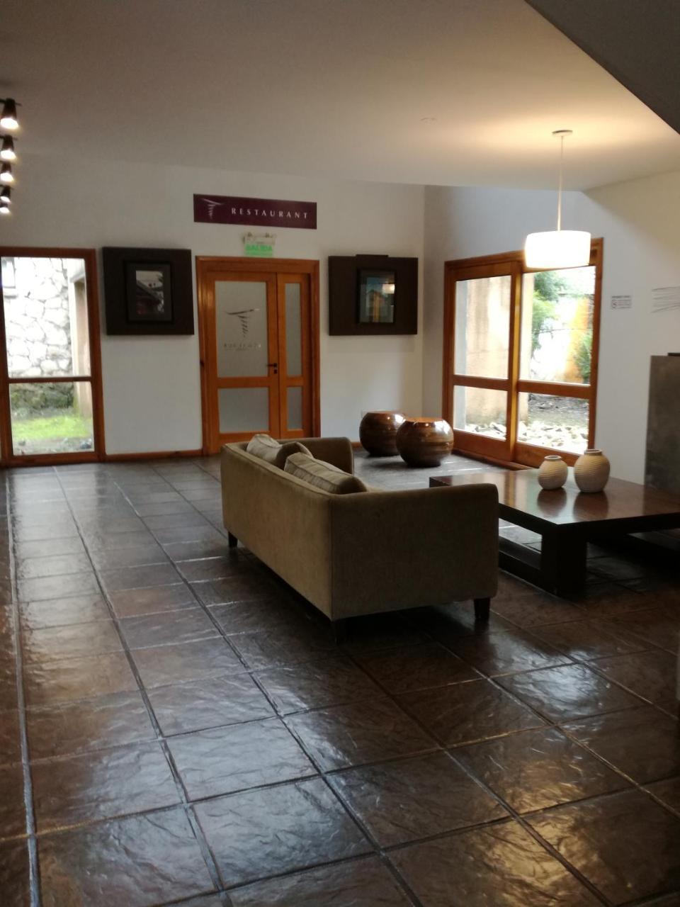 Hosteria Aca Al Sur Villa La Angostura Zewnętrze zdjęcie