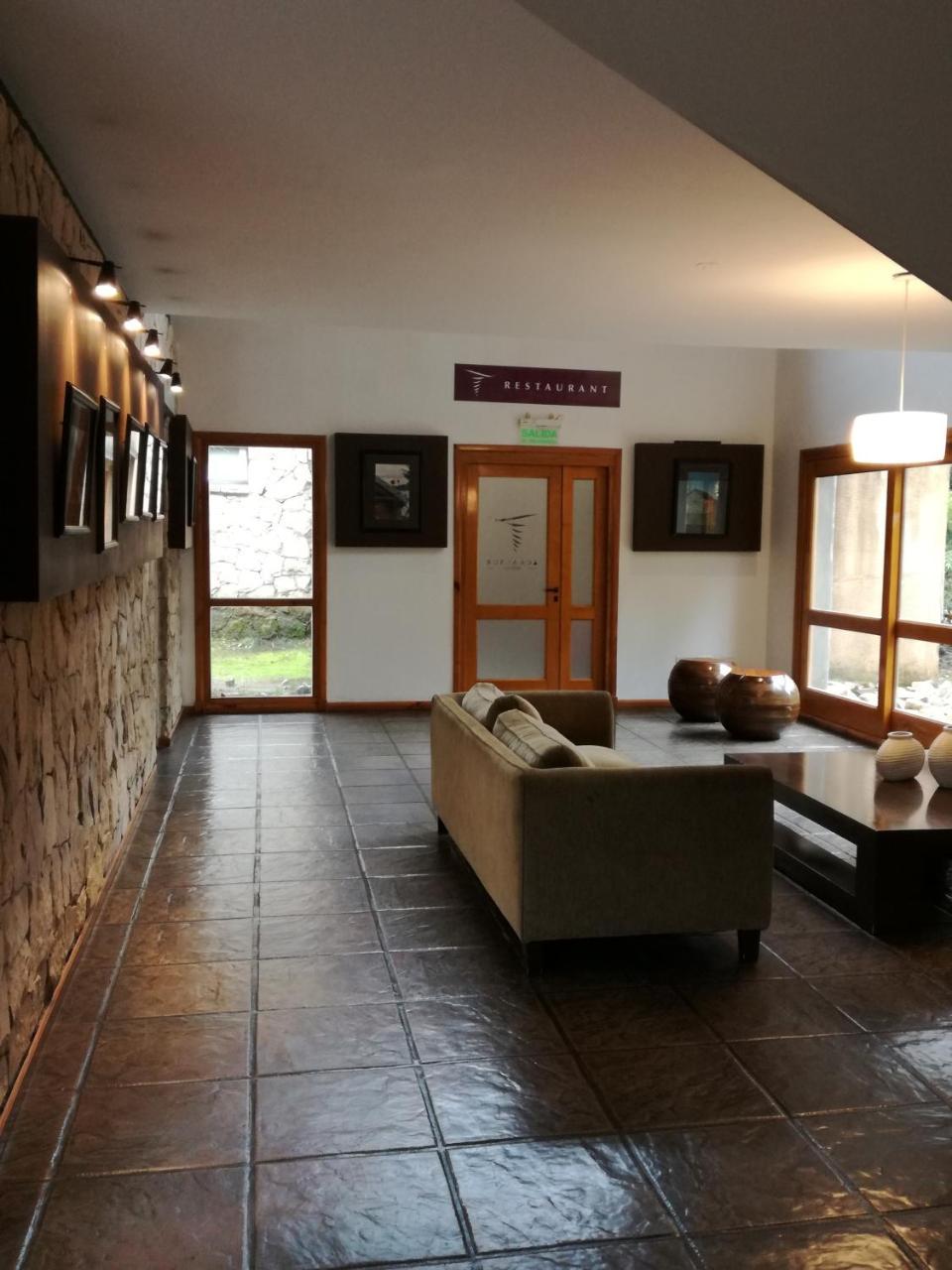 Hosteria Aca Al Sur Villa La Angostura Zewnętrze zdjęcie
